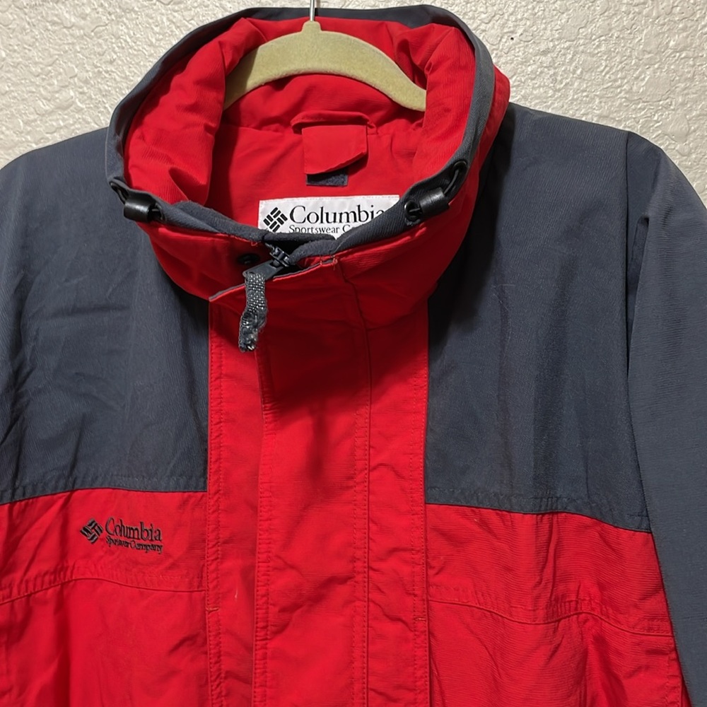 Columbia Men's Red Core Interchangeable Jacket. Very Good Condition. Size XL. - Picture 4 of 15